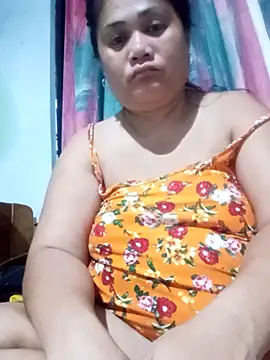 Snapshot of slutty_pinay12 chatting on December 14, 2025, 2:44 pm slutty pinay12 online show from December 14, 2025, 2:44 pm