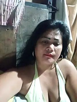 Snapshot of slutty_pinay12 chatting on January 5, 2026, 6:44 pm slutty pinay12 online show from January 5, 2026, 6:44 pm