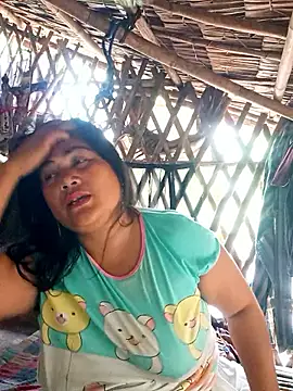 Snapshot of slutty_pinay12 chatting on January 18, 2026, 2:04 am slutty pinay12 online show from January 18, 2026, 2:04 am