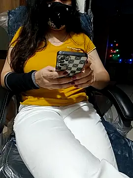 Snapshot of sassy_aly007 chatting on November 8, 2025, 5:23 pm sassy aly007 online show from November 8, 2025, 5:23 pm