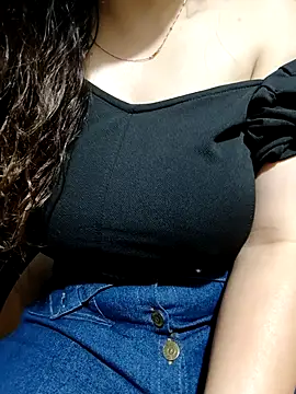 Snapshot of sassy_aly007 chatting on November 22, 2025, 4:06 pm sassy aly007 online show from November 22, 2025, 4:06 pm