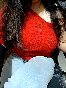 Snapshot of sassy_aly007 chatting on December 19, 2025, 4:36 pm sassy aly007 online show from December 19, 2025, 4:36 pm