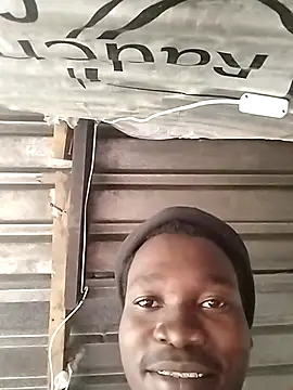 Msoon001 online show from November 6, 2025, 1:45 pm