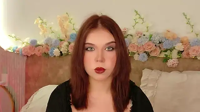 Snapshot of Lilith_Bonheur chatting on May 7, 2026, 11:04 am Lilith Bonheur online show from May 7, 2026, 11:04 am