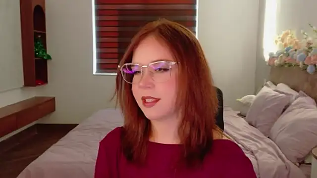Snapshot of Lilith_Bonheur chatting on May 28, 2026, 3:26 am Lilith Bonheur online show from May 28, 2026, 3:26 am