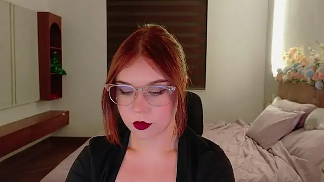 Snapshot of Lilith_Bonheur chatting on May 29, 2026, 1:09 pm Lilith Bonheur online show from May 29, 2026, 1:09 pm
