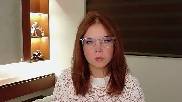 Snapshot of Lilith_Bonheur chatting on June 22, 2026, 8:39 pm Lilith Bonheur online show from June 22, 2026, 8:39 pm