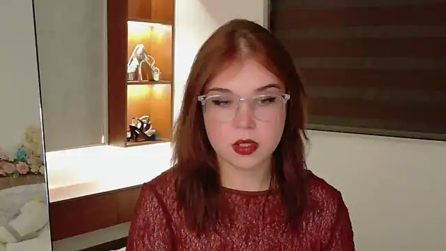 Snapshot of Lilith_Bonheur chatting on June 28, 2026, 9:10 pm Lilith Bonheur online show from June 28, 2026, 9:10 pm
