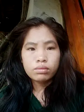 Luyen004 online show from September 23, 2025, 12:13 am