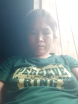 Luyen004 online show from October 3, 2025, 1:02 am