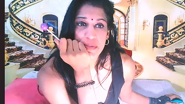 Snapshot of IndianSexcSmyle chatting on May 15, 2026, 10:06 pm IndianSexcSmyle online show from May 15, 2026, 10:06 pm