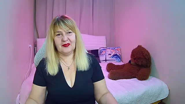 EmmaEllison online show from February 17, 2026, 7:16 am