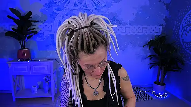 UmaSpace online show from May 2, 2026, 5:12 am