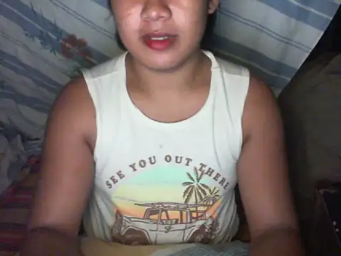 Huntrix2025 online show from September 14, 2025, 3:22 pm