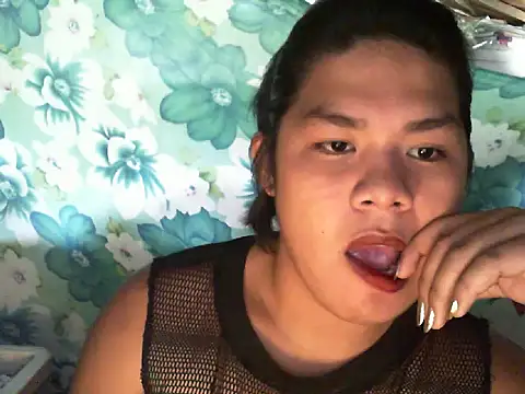 Huntrix2025 online show from September 21, 2025, 4:58 am