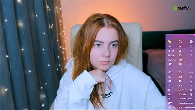 red  dizzy online show from October 18, 2025, 3:02 pm