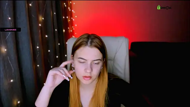 red  dizzy online show from November 13, 2025, 8:19 pm