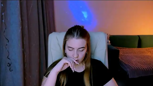 red  dizzy online show from November 23, 2025, 10:42 pm