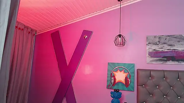 Sabriinaa Foxx online show from October 15, 2025, 12:27 pm