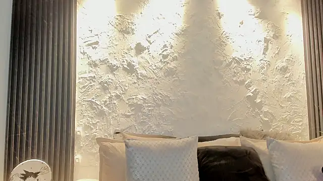 joselin rouse online show from April 27, 2026, 12:36 pm