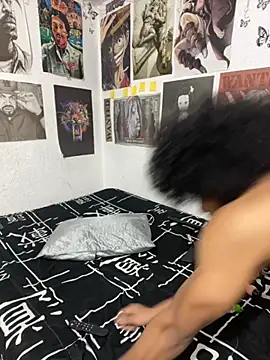 Snapshot of Sexyquerubin chatting on November 28, 2025, 12:35 am Sexyquerubin online show from November 28, 2025, 12:35 am