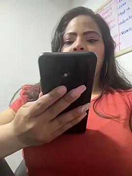 ROUSE SINCLAIR online show from October 10, 2025, 7:02 pm