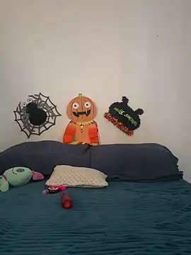 Snapshot of Nicol_X chatting on October 16, 2025, 5:25 pm Nicol X online show from October 16, 2025, 5:25 pm