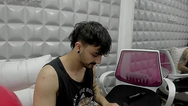 Snapshot of Jack_Daniel__ chatting on December 2, 2025, 1:17 pm Jack Daniel online show from December 2, 2025, 1:17 pm