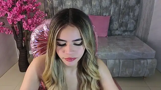 Snapshot of lilith4_s chatting on November 20, 2025, 3:07 am lilith4 s online show from November 20, 2025, 3:07 am