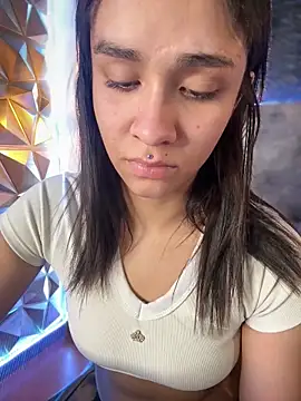 Snapshot of Isabella-Teen chatting on October 22, 2025, 2:01 am Isabella-Teen online show from October 22, 2025, 2:01 am