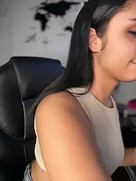 Isabella-Teen online show from April 29, 2026, 1:59 pm