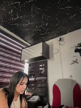 Isabella-Teen online show from April 29, 2026, 5:30 pm