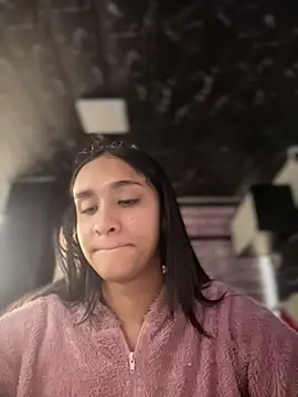 Snapshot of Isabella-Teen chatting on July 10, 2026, 12:41 pm Isabella-Teen online show from July 10, 2026, 12:41 pm