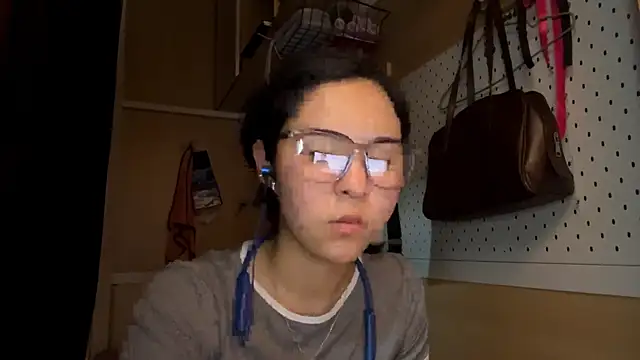 Snapshot of JennyCarpenter chatting on May 12, 2026, 9:39 am JennyCarpenter online show from May 12, 2026, 9:39 am