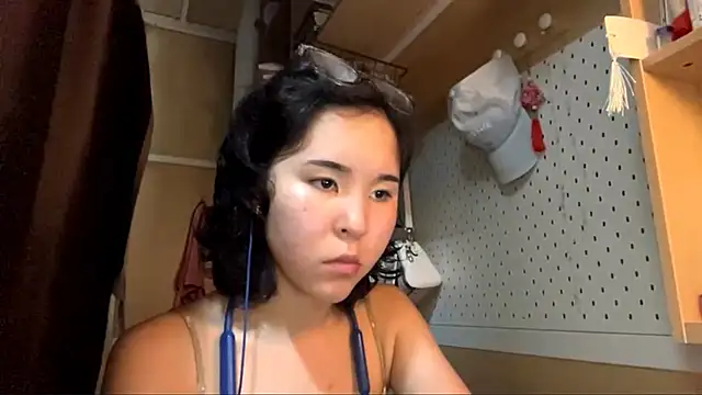 Snapshot of JennyCarpenter chatting on May 24, 2026, 6:51 am JennyCarpenter online show from May 24, 2026, 6:51 am
