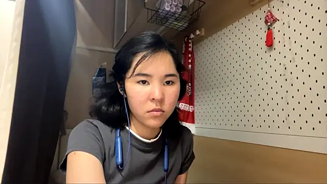 Snapshot of JennyCarpenter chatting on June 12, 2026, 9:08 am JennyCarpenter online show from June 12, 2026, 9:08 am
