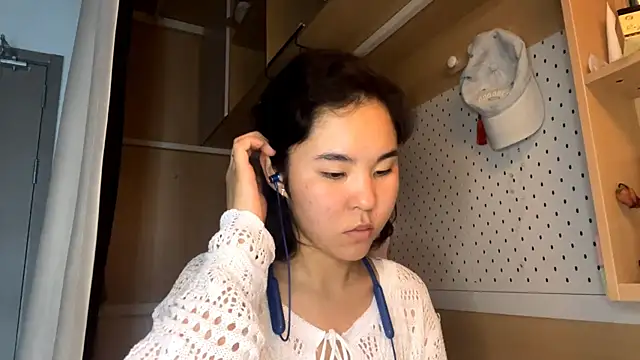 Snapshot of JennyCarpenter chatting on June 19, 2026, 10:57 pm JennyCarpenter online show from June 19, 2026, 10:57 pm