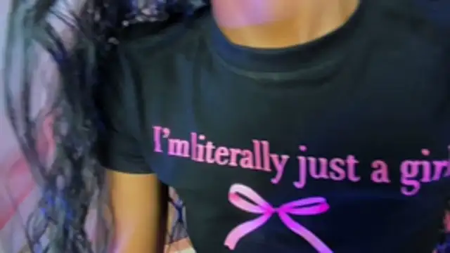 Snapshot of alix_noa chatting on November 3, 2025, 5:58 pm alix noa online show from November 3, 2025, 5:58 pm