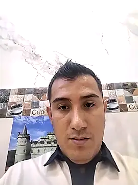 Benitocamelas93 online show from April 18, 2026, 11:27 pm