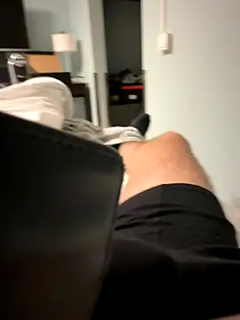 maxh08625 online show from October 2, 2025, 8:49 pm