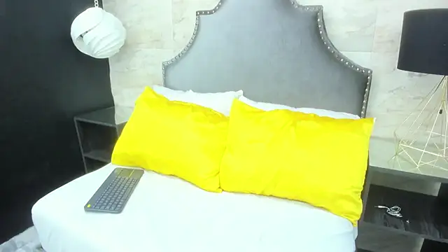 isabel 09 online show from July 16, 2026, 7:31 pm