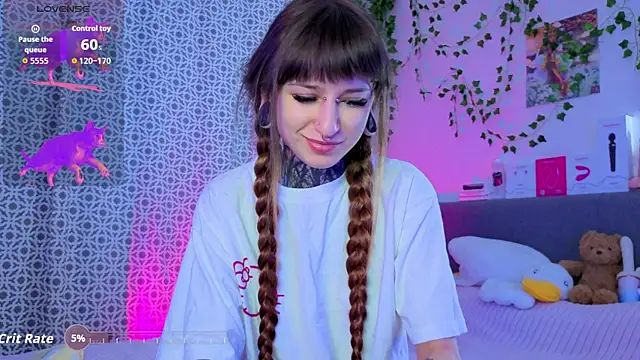 Snapshot of LilithPoison chatting on May 16, 2026, 7:12 pm LilithPoison online show from May 16, 2026, 7:12 pm