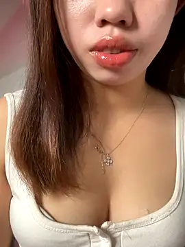 Rose-babyx online show from December 14, 2025, 2:50 am