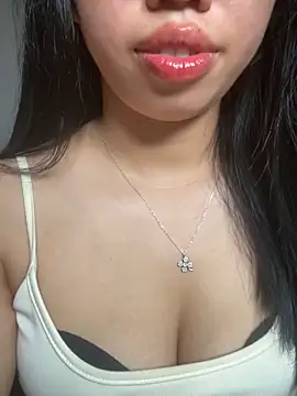 Snapshot of Rose-babyx chatting on June 22, 2026, 3:25 am Rose-babyx online show from June 22, 2026, 3:25 am