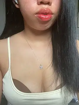 Snapshot of Rose-babyx chatting on July 10, 2026, 2:27 am Rose-babyx online show from July 10, 2026, 2:27 am