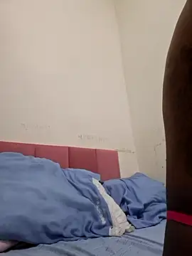 Snapshot of negaa25 chatting on November 6, 2025, 11:11 am negaa25 online show from November 6, 2025, 11:11 am