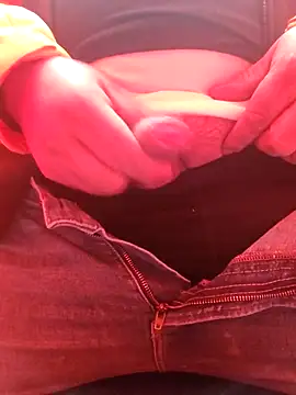 Snapshot of matatan0323 chatting on November 12, 2025, 3:56 pm matatan0323 online show from November 12, 2025, 3:56 pm