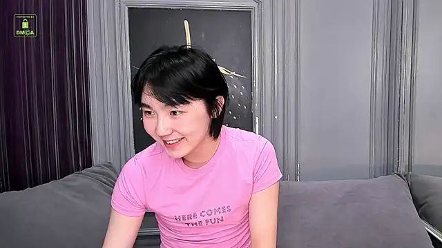 Snapshot of HeejinWang chatting on May 6, 2026, 4:30 am HeejinWang online show from May 6, 2026, 4:30 am