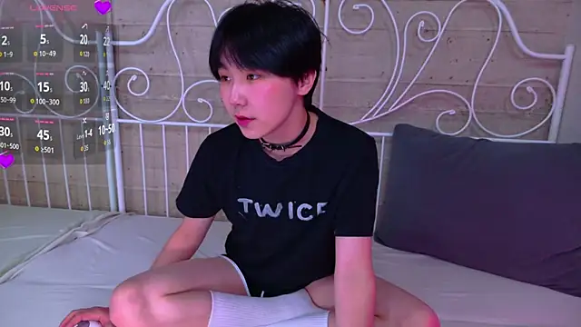 Snapshot of HeejinWang chatting on May 16, 2026, 4:53 am HeejinWang online show from May 16, 2026, 4:53 am