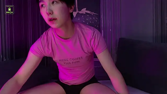 Snapshot of HeejinWang chatting on May 18, 2026, 4:29 am HeejinWang online show from May 18, 2026, 4:29 am